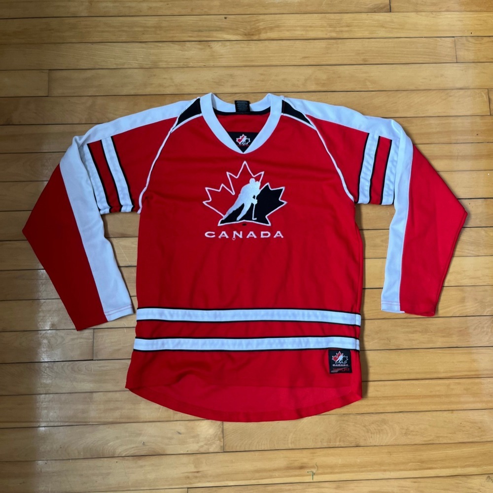 Hockey Canada Jersey Mens Red White Black Maple Leaf Logo V-Neck L/S Top